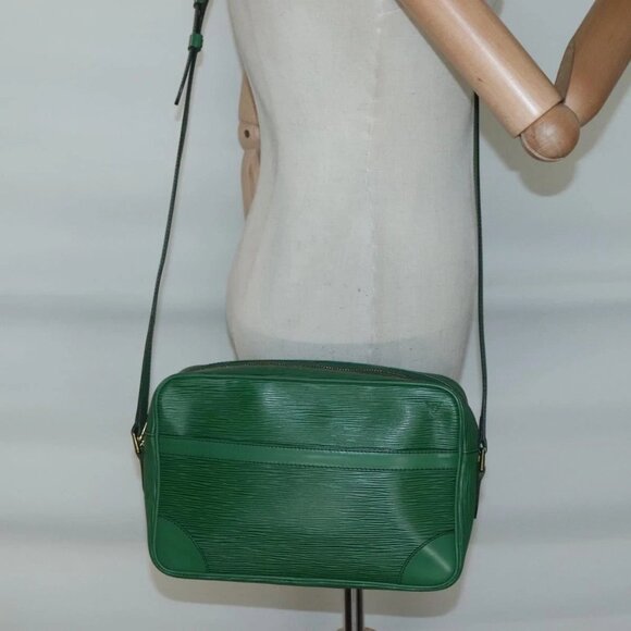 LOUIS VUITTON Epi Trocadero 27 Shoulder Bag Green - Picture 1 of 16